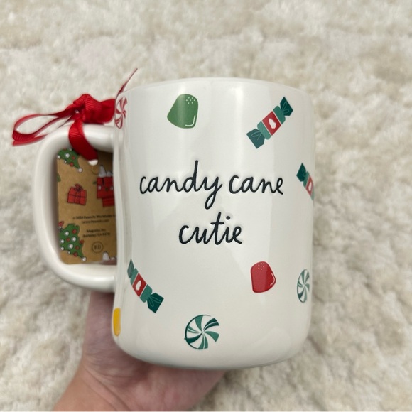 Rae Dunn Peanuts Christmas Mug - Picture 3 of 8